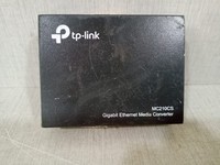 Banyak 2 buah konverter media Gigabit Ethernet Ptp-link MC210CS
