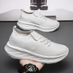 รองเท้าวิ่งผู้ชายแบบมีโลโก้สั่งทำพิเศษ พื้นรองเท้า EVA PEBA คุณภาพสูง รองรับแรงกระแทกได้ดี กันลื่น เหมาะสำหรับกิจกรรมกลางแจ้ง รองเท้าผ้าใบเดินสบาย - Product Image 3