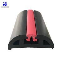 Fournitures marines Bateau de pêche Accessoire Bord de protection Pare-chocs Navire Fender Rail Matériau en caoutchouc durable