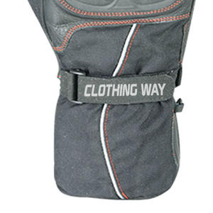 Gants de moto respirants et imperméables à doigts complets à vendre, gants de moto personnalisés imprimés fabriqués au Pakistan - Product Image 5