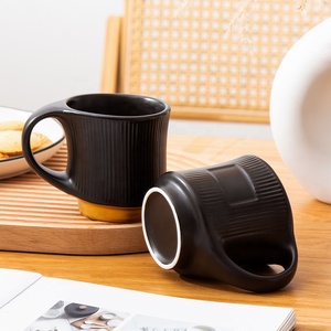 <span class=keywords><strong>Fournisseur</strong></span> de tasse à café en céramique noire mate nordique mignon cadeau tasse de luxe personnalisée avec logo - Product Image 4