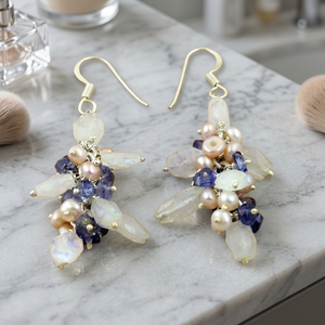 Pendientes de Plata de Ley 925 con Perlas de Agua Dulce y Diseño de Flor, Estilo Bohemio Romántico para Mujer, Marca Art Palace - Product Image 1