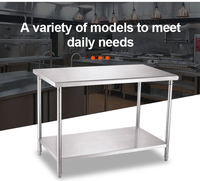 Table de travail de cuisine commerciale en acier inoxydable sur mesure, finition brossée mate, capacité de charge de 300 kg/m, fournitures de restauration