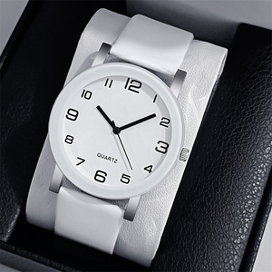 WJ-11103 2024 Nuovi Orologi per Coppie Economici all'Ingrosso, Cinturino in Silicone, Orologi da Polso Personalizzabili con Logo - Product Image 3