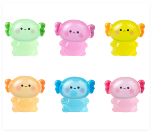 Giocattoli Luminosi in Resina a Forma di Axolotl, Regalo per Bambini, Figurine Fluorescenti da Collezione, Buste Misteriose Lucky Blind - Product Image 4