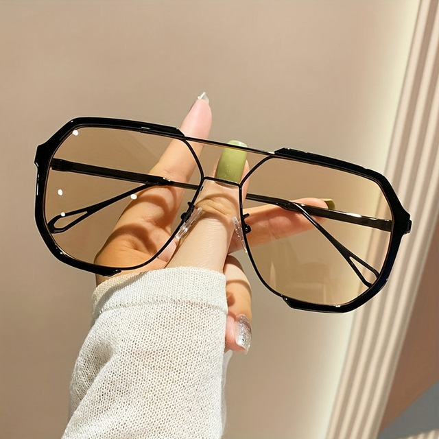 Vintage Unisex Outdoor Trend Custom logo One Piece Flat Top Woman Fashion Large Flame Sunglasses