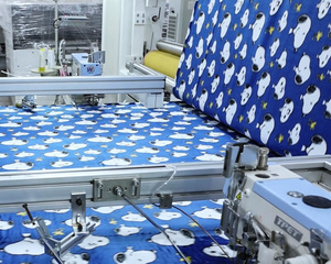 Tốc Độ Cao Tự Động Đa-Mảnh Chăn Chéo May Hemming Máy Cho Dệt May Nhà Sản Xuất - Product Image 3