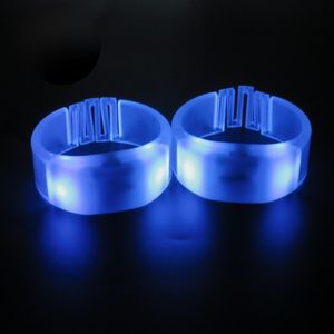 Pulsera LED Programable GSC con Control Remoto de 15 Colores para Conciertos Musicales - Product Image 1
