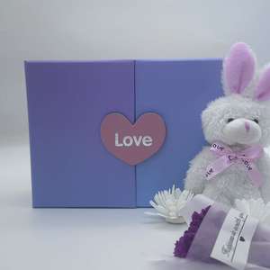 Scatola Regalo Rigida di Lusso Personalizzata con Doppia Porta Magnetica, Ecologica e Riutilizzabile, in Cartone Rigido con Rivestimento UV e Laminazione Opaca - Product Image 2