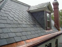 Tuiles de toiture en ardoise noire traditionnelle de haute qualité PerfectStone avec une construction durable et une garantie de plus de 5 ans pour les toits de villas