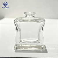 Flacon de parfum en verre transparent en forme d'étoile de 15 ml, style INS, mignon, avec pulvérisateur à pompe, boîte en carton, portable, pour voyage, 100 pièces