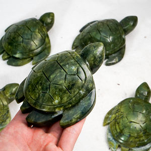 Natuurlijke Kristallen Gravures Voor Home Decor Helende Kristallen Steen Xiuyu Jade Hand Gesneden Gepolijste Groene Jade Schildpad - Product Image 6