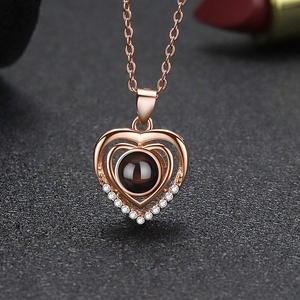 2026 Trendiger Stil: 100 Sprachen "Ich Liebe Dich" Kristall-Strass-Projektions-Halskette Herzförmig Valentinstag <span class=keywords><strong>Liwu</strong></span> - Product Image 5