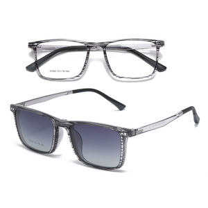 Gafas de Sol de Alta Calidad para Hombre, Estilo Clásico, Monturas Ópticas Polarizadas Magnéticas, Lentes con Estampado, Gafas de Lectura de Moda, Gafas de Sol - Product Image 4