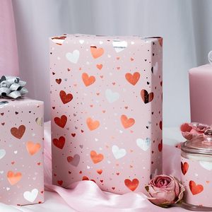 กระดาษห่อของขวัญเคลือบอะลูมิเนียมลายหัวใจสีสันสดใส เหมาะสำหรับคริสต์มาส วันวาเลนไทน์ งานแต่งงาน และวันเกิด - Product Image 4
