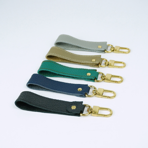 Porte-clés en cuir italien véritable avec logo personnalisé, impression UV durable, cadeau d'entreprise haut de gamme, fabricant OEM ODM - Product Image 1