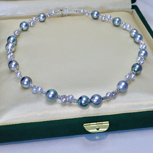 Rara <span class=keywords><strong>Collana</strong></span> di Perle Akoya di Alta Qualità in <span class=keywords><strong>Oro</strong></span> 18K, Colore Grigio Acqua di Mare, Perle Verdi di Tahiti Francese per Donne - Product Image 2