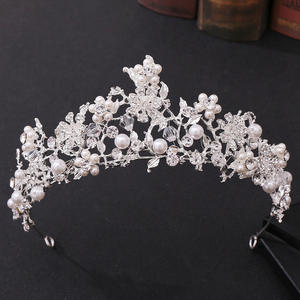 Diadème et couronne de mariée en strass noir baroque Miallo pour femmes, coiffure pour bal de promo, fête d'anniversaire - Product Image 2
