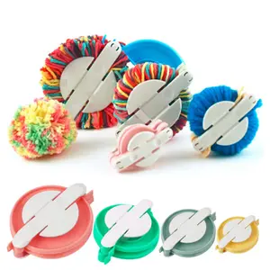 wholesale plastic pom pom maker knitting loom set for hand knitting big pompom ball