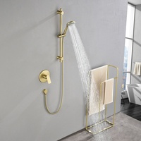Système de douche mural en or brossé avec vanne dissimulée, barre coulissante à levier de pression équilibrée et douchette à main ronde avec tuyau