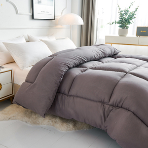 Couette matelassée douce personnalisée en microfibre hypoallergénique, vente en gros directe d'usine, literie d'hôtel - Product Image 2