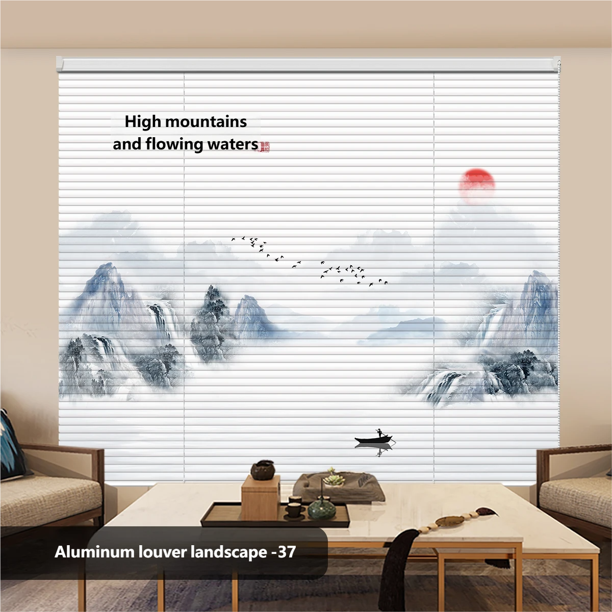 Hautes montagnes et eau qui coule