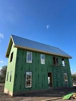 Mini-maisons, cabanes et abris de chasse et de pêche en structure acier, économiques et à construire soi-même
