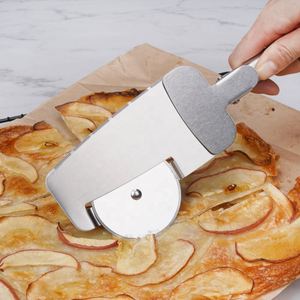 Cross-Border Special Spot Stainless Steel 3-In-1 Roller Knife Multi-Purpose Pie Cheese Spatula Pizza Cutter - Product Image 4