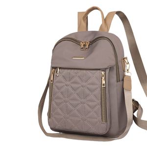Mochila de pañales multifunción personalizada para mamá y bebé, estilo empresarial de lujo, diseño ligero para viajes. - Product Image 4