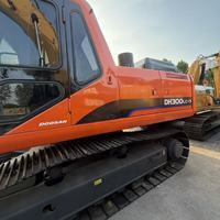 Excavatrice sur chenilles d'occasion Doosan DH300LC-7 de haute qualité, modèle 2022, 30 tonnes, provenant de Corée, avec moteur, boîte de vitesses, pompe et PLC