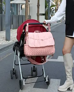 2023 새로운 패션 디자인 멀티 컬러 핫 세일 기저귀 가방 배낭 아기 가방 여행 대형 엄마 가방