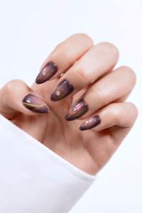 Uñas Postizas de Longitud Media con Forma de Almendra, 24 Piezas, Color Marrón Oscuro, Material ABS, Línea Dorada, Diseño de Arte de Uñas Personalizado con Sol y Luna Celestial - Product Image 2