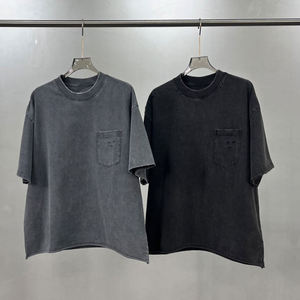 เสื้อยืดแขนสั้นทรงโอเวอร์ไซส์ผ้าคอตตอน 100% หนัก 220 กรัม สไตล์เรโทร ย้อนยุค ลุคทำสีซีดแบบแอซิดวอช สำหรับผู้ชาย รับผลิตตามสั่งขายส่ง - Product Image 1