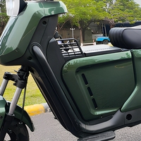 Moto électrique tout-terrain 1200W sans balais, ultra longue portée, 14 pouces, 65 km/h, pour la conduite sur sentiers de montagne