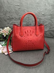 Sac fourre-tout de luxe en cuir de crocodile, sac fourre-tout de créateur en véritable cuir de crocodile, sac bandoulière en véritable cuir de crocodile, sac fourre-tout polyvalent en cuir de crocodile - Product Image 2