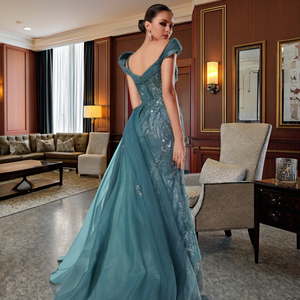 فستان ضيف زفاف مقاس كبير بالترتر-فوار من أجل المآدب والمناسبات الخاصة - Product Image 5