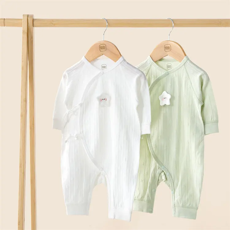 Großhandel neue Mode Frühjahr lange Ärmel Baby Strampler Baby Körperanzug 100 % Baumwolle weiß grün Neugeborenen-Pjama mit Stern