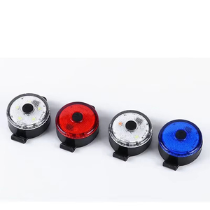 Vente en gros de feux arrière de vélo Cob rouges à haute visibilité, rechargeables par USB, forme ronde, accessoire de sécurité multifonctionnel - Product Image 2
