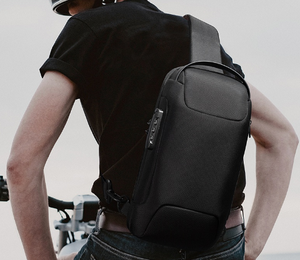 New Fashion <span class=keywords><strong>Anti</strong></span> <span class=keywords><strong>Theft</strong></span> Men Sling <span class=keywords><strong>Bag</strong></span> Ombro Crossbody Mochila para homem Saco Peito Impermeável com Carregamento USB - Product Image 5