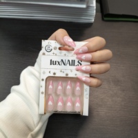 24 faux ongles à presser en ABS, style amande française, dégradé rose et blanc, forme stiletto moyenne, réutilisables, style doux et féminin