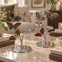 Ornement en cristal de jaspe océanique en forme de papillon avec support en métal argenté pour la décoration de la maison et la présentation sur table