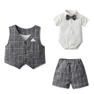 Conjunto <span class=keywords><strong>de</strong></span> ropa <span class=keywords><strong>de</strong></span> tres piezas informal <span class=keywords><strong>de</strong></span> verano <span class=keywords><strong>para</strong></span> niños pequeños, mono <span class=keywords><strong>de</strong></span> manga corta con lazo, <span class=keywords><strong>chaleco</strong></span> a cuadros, traje <span class=keywords><strong>de</strong></span> un solo pecho - Product Image 4
