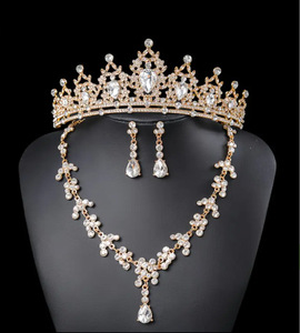 Ensemble de bijoux de mariée en cristal 3 pièces/ensemble : diadèmes et couronnes, boucles d'oreilles, collier pour femmes, accessoires de cheveux de mariage en strass, couronne - Product Image 3