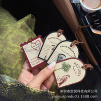 Pendentif en cuir imprimé style moyen-oriental pour sac, design coloré, origine Chine, en stock aux Émirats arabes unis