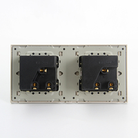 OEM ODM Noir/Blanc/Gris/Champagne/Or Smart Hotel Verre trempé 220V 13A 3pin et Double prise murale électrique USB