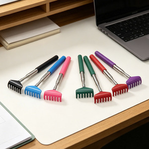 Extendable Back Scratcher Metal Alloy Seven Tooth Itchy Relief Self Help Tool Random Color - Product Image 2