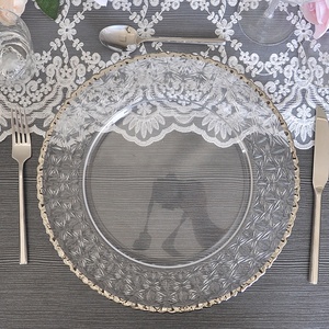 Venta al por mayor <span class=keywords><strong>de</strong></span> <span class=keywords><strong>vajilla</strong></span> en relieve <span class=keywords><strong>de</strong></span> lujo oro/<span class=keywords><strong>plata</strong></span>/oro rosa Borde <span class=keywords><strong>de</strong></span> cristal barato Placa <span class=keywords><strong>de</strong></span> cargador - Product Image 2