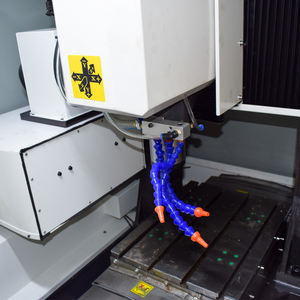 SZGH-540A 3KW Vertikale CNC-Fräsmaschine Hohe Präzision <span class=keywords><strong>BT30</strong></span> Spindel kegel Einfache Bedienung Platzsparendes Design für das Bohren - Product Image 4