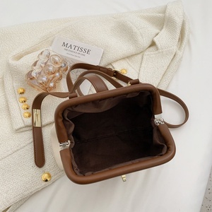 <span class=keywords><strong>Sac</strong></span> Messager Rétro en <span class=keywords><strong>Cuir</strong></span> PU, <span class=keywords><strong>Sac</strong></span> à Main Pochette Luxe pour Femmes, Petit <span class=keywords><strong>Sac</strong></span> Bandoulière Élégant - Product Image 5