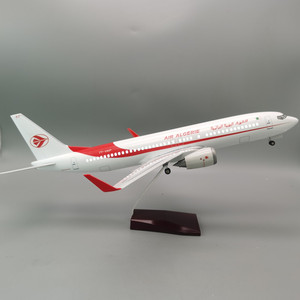 Modèle d'avion de bureau Boeing 737-800 AIR ALGERIE à l'échelle 1:85 (47 cm) avec roues et éclairage LED – Prix de gros pour articles cadeaux - Product Image 5